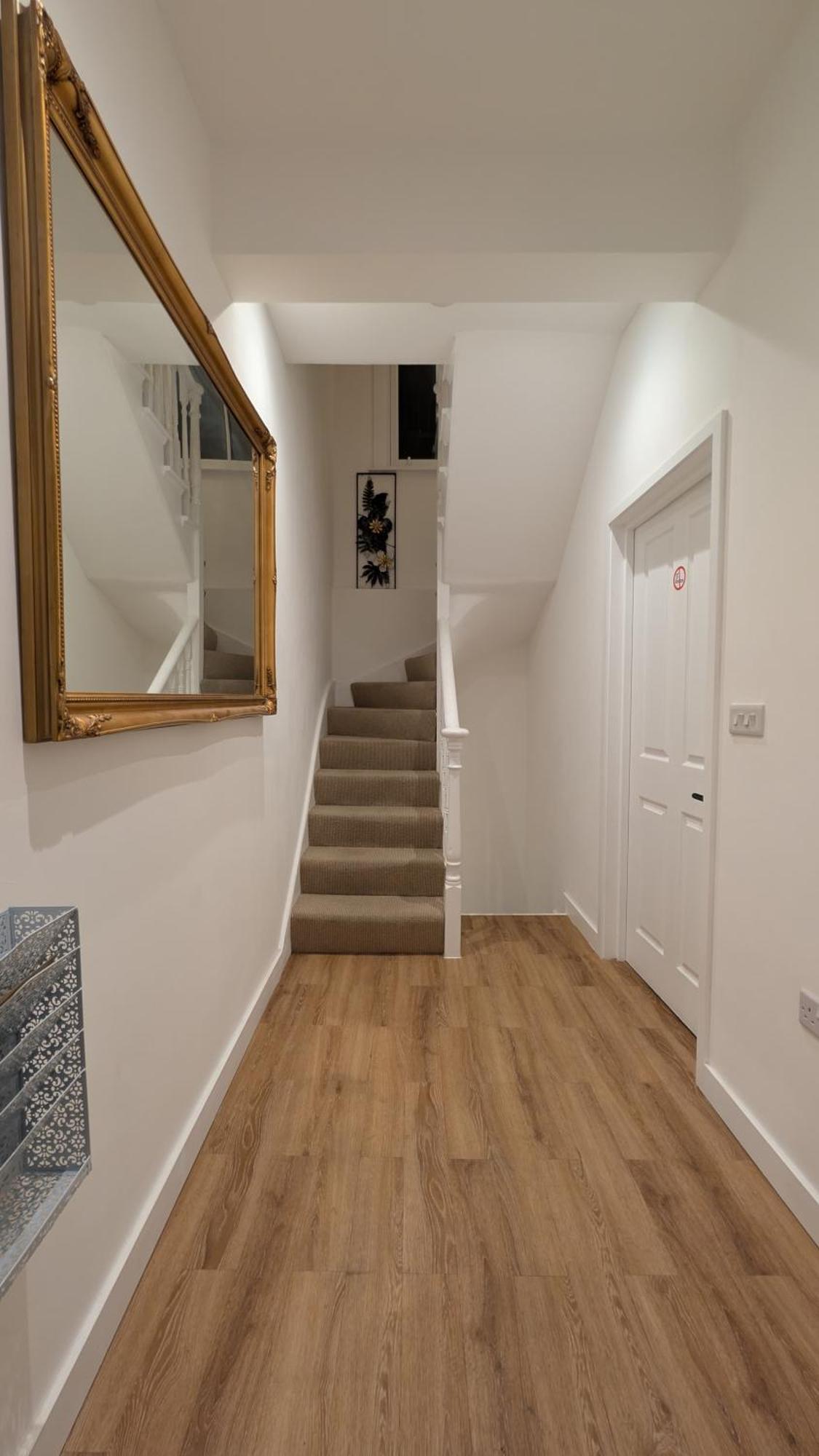 Notting Hill 3 Bedroom *